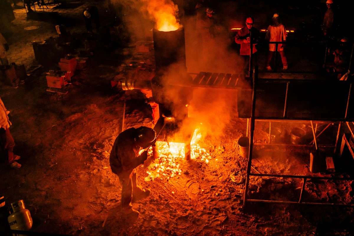 Novel adaptation for existing furnaces could reduce steelmaking emissions by 90%