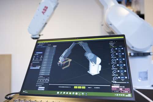 Fuzzy Studio, the robotics software for everyone, is now available online