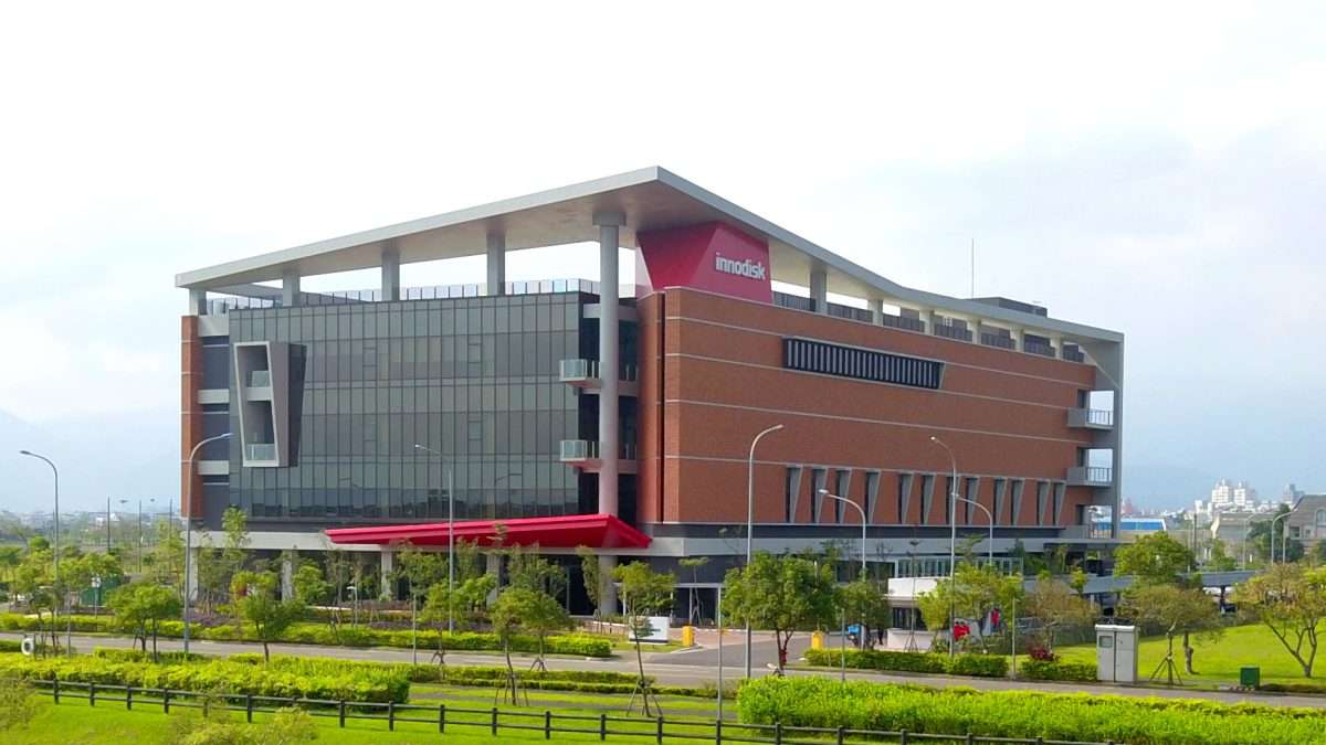 Innodisk Empowers Smart Factories with NVIDIA AI and Metropolis Platforms, and Aetina's SuperEdge AI Training Platforms