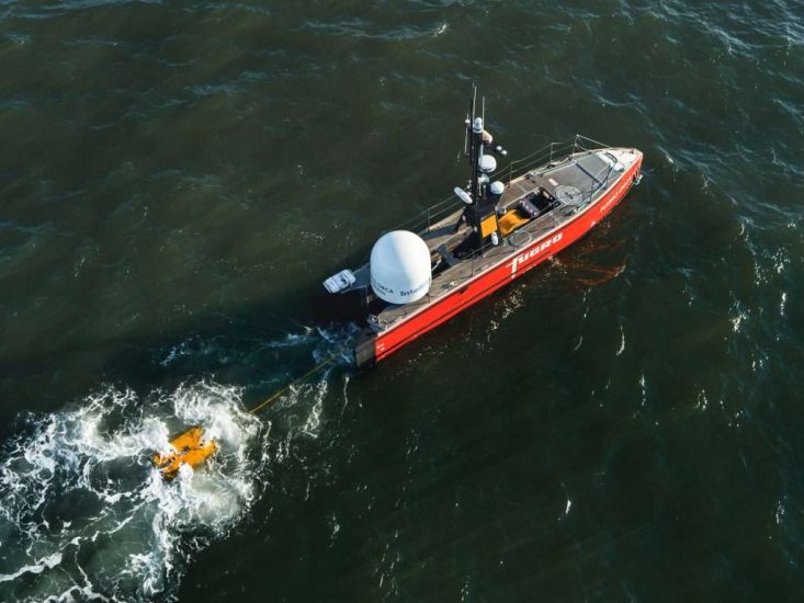 Fugro Blue Essence and Blue Volta in North Sea